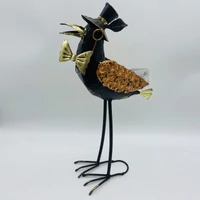Fém holló cilinderrel (43 cm x 25 cm x 12 cm)