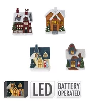 LED - es házikó (10,5 cm) TÖBBFÉLE