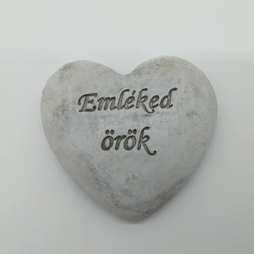 Kegyeleti szív "Emléked örök" felirattal (7 cm x 6,5 cm x 2 cm)