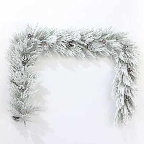 Girland fenyő, havas, 108 ággal (270 cm)